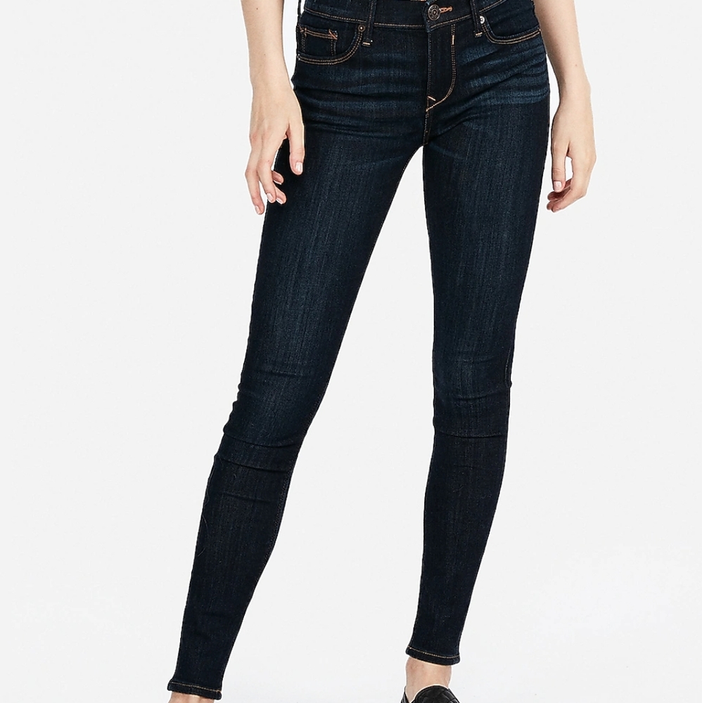 Express Dark Wash Mid-Rise jeans